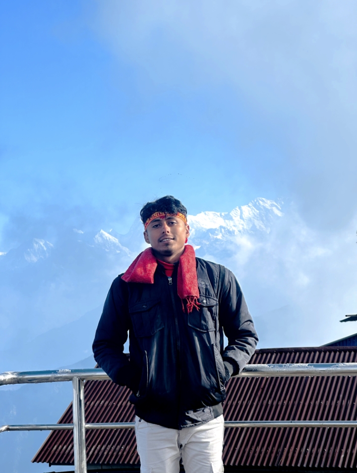 Dinesh Acharya को तस्बिर